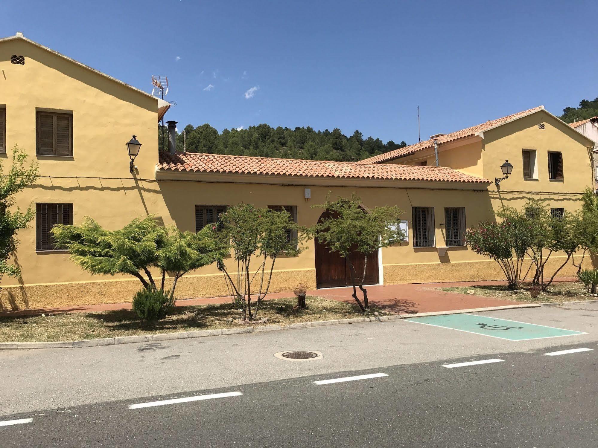 El Castellet Fanzara Guest House Exterior photo